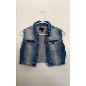 Women’s jean vest